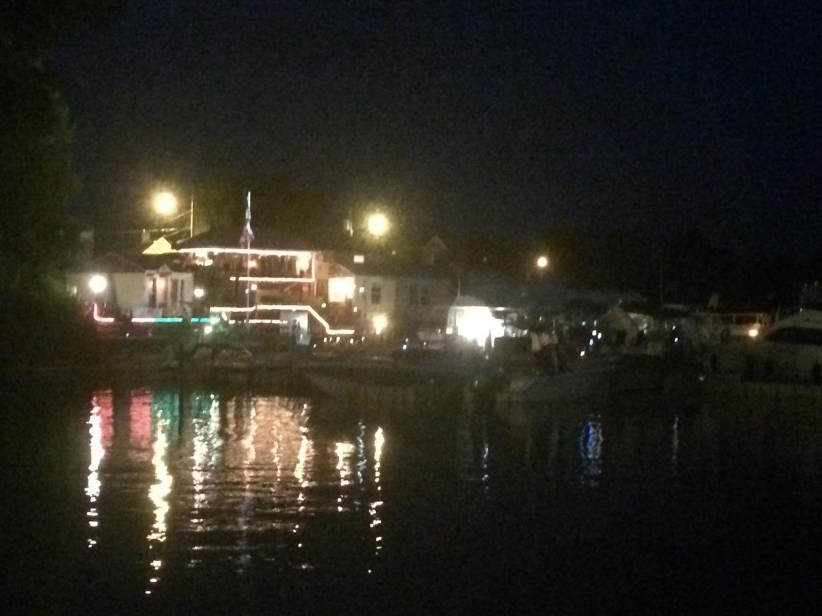 Hills Motor Court & Marina Motel Alexandria Bay Exterior foto