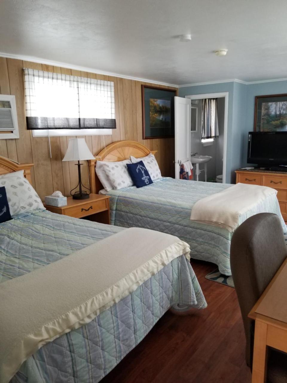 Hills Motor Court & Marina Motel Alexandria Bay Exterior foto